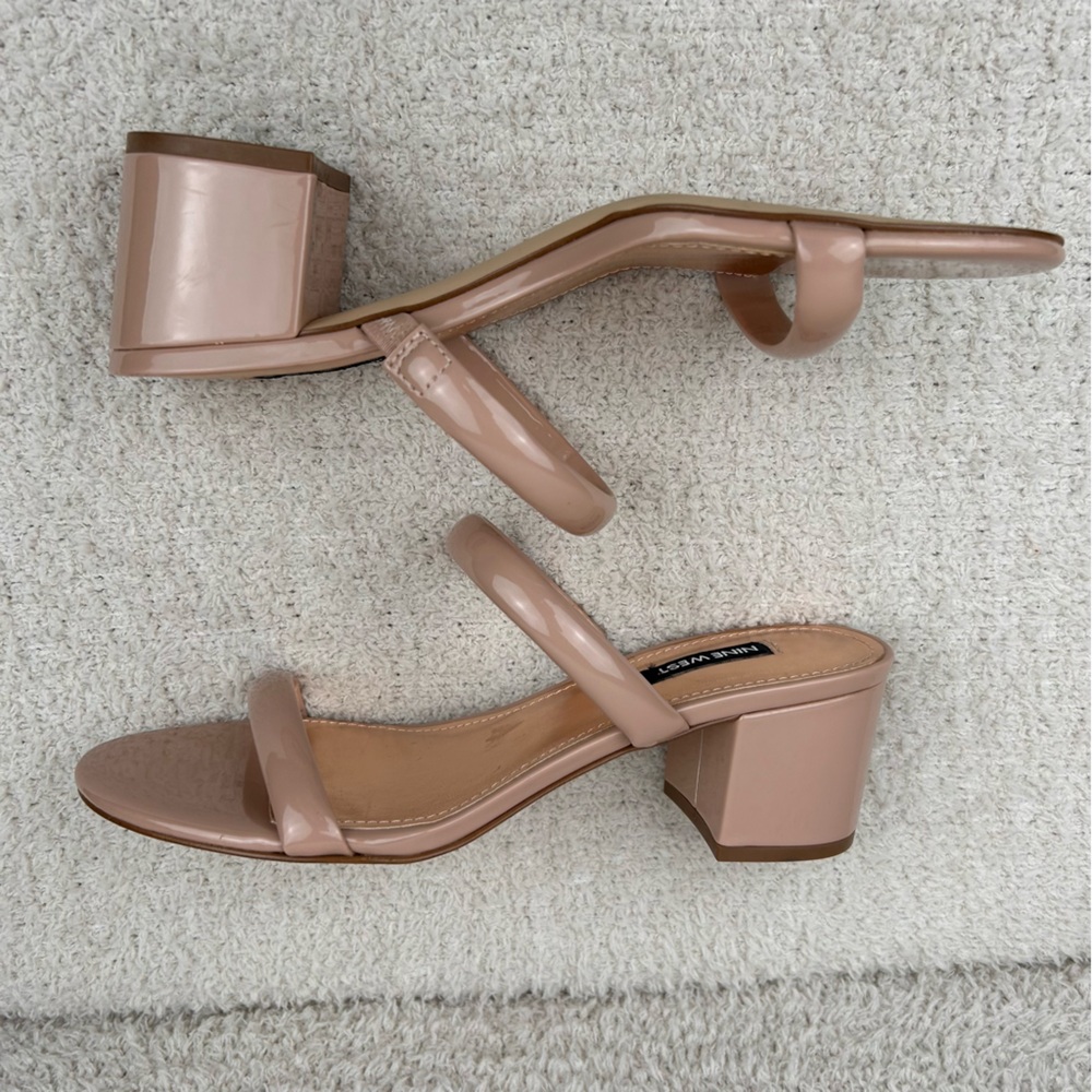 Nine West Heels Womens 8.5M Beige Tea 3 Strappy Classic Professional Block Heel - Picture 3 of 11